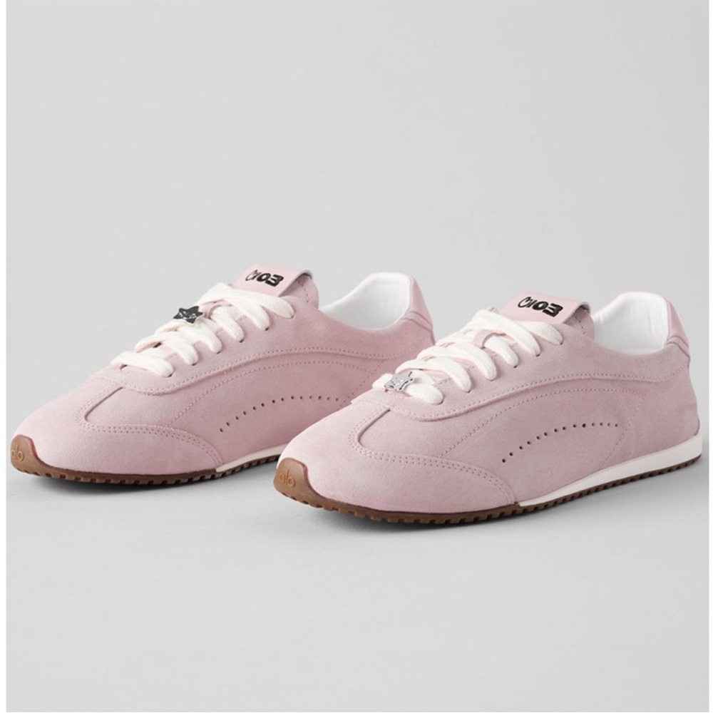 Alo x Jisoo Sunset Sneaker Bloom Pink 5.5 SOLD OUT